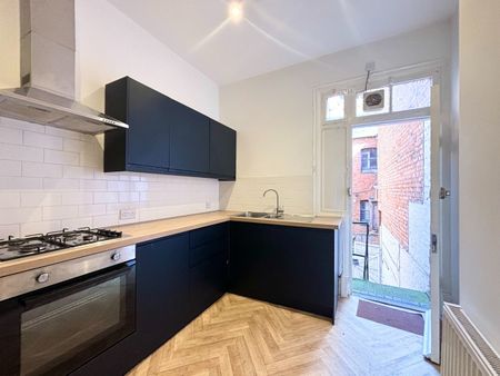 2 Bed Flat, Highfield Street, LE2 - Photo 3