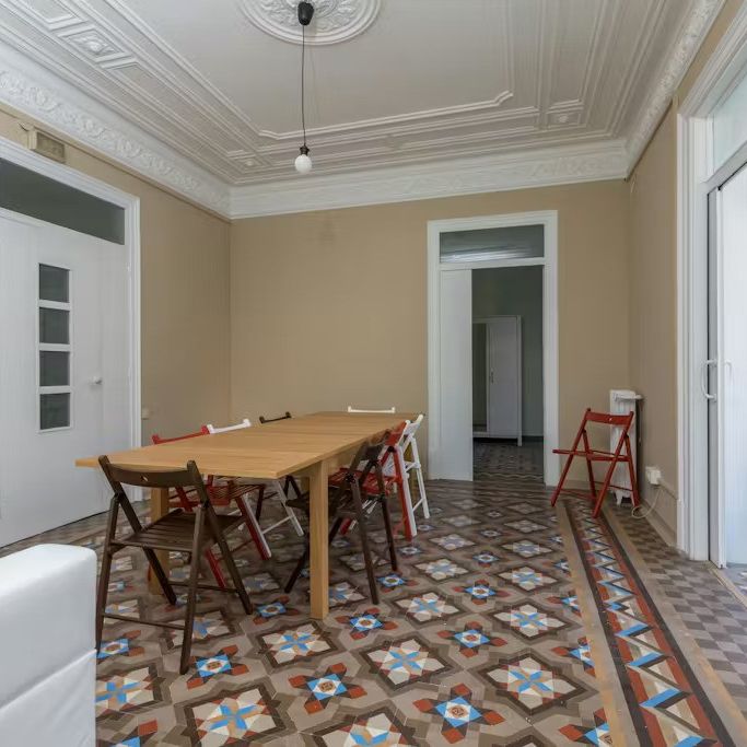 Ronda de Sant Pere, Barcelona, Catalonia 08010 - Foto 1