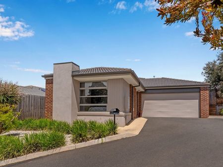 8/8 Silverdale Drive, 3340, Bacchus Marsh Vic - Photo 2