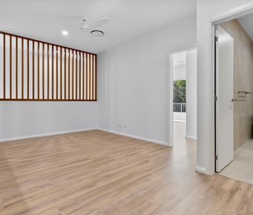 Executive Townhouse Living in Dicky Beach - Photo 4