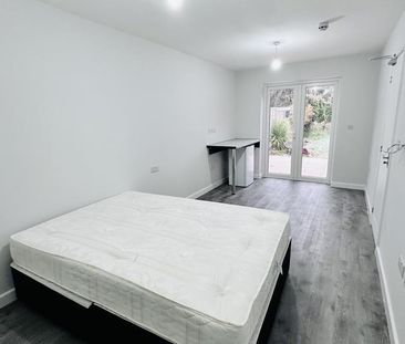 House share to rent - Photo 5