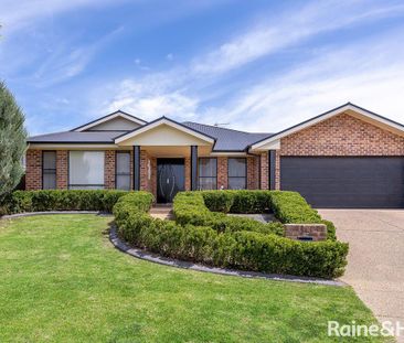 Ideally Positioned Tatton Home - Photo 6