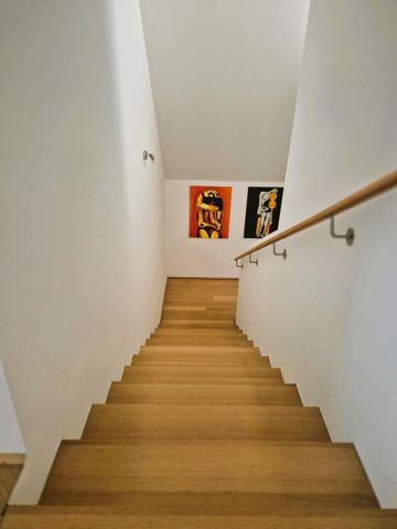 Stilvoll wohnen über den Dächern von Linz, 138 m² WNFL + 10 m² Dachterrasse, 4 Zimmer, Küche möbliert, Parkplatz optional! - Foto 2