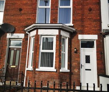 105 Ballygomartin Road, Belfast, BT13 3LB - Photo 2