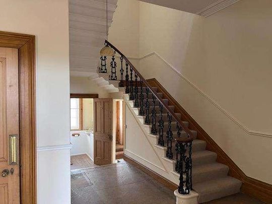 College Road, Bath, BA1 - Photo 1