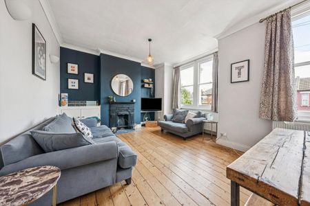 2 bedroom flat to rent - Photo 3
