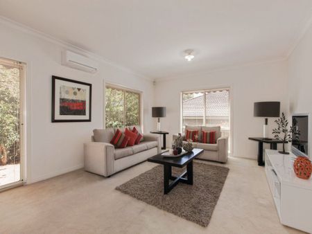 10 Greythorn Road, 3104, Balwyn North Vic - Photo 5