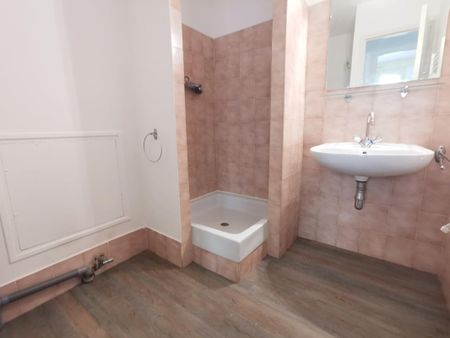 Location Appartement 2 pièces 34m² AVIGNON 84000 - Photo 4