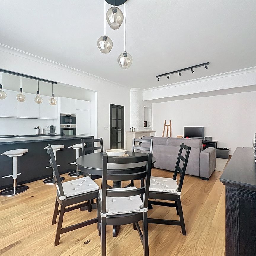 Gemeubeld appartement met 1 slaapkamer te huur in Brussel - Photo 1