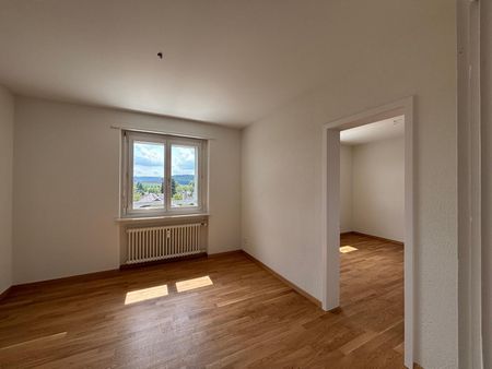 For rent in Orpond: stylishly renovated 4-room apartment with sunny balcony in a well-maintained building. - Foto 3