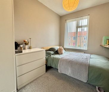 Cadge Close - Photo 2