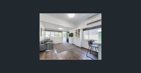 Charming 3 Bedroom Home in the heart of Paddington! - Photo 4