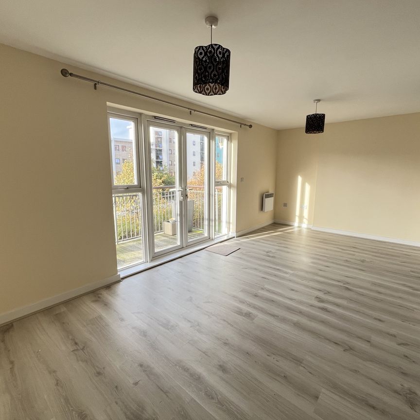 2 bed apartment to rent in Avenel Way, Poole, BH15 - Photo 1