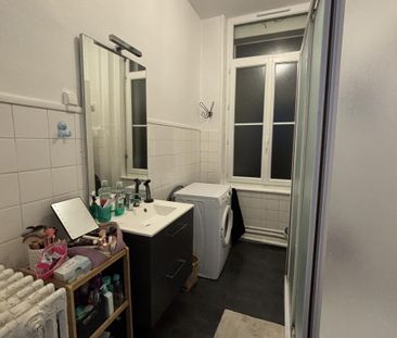 SPACIEUX T2 A PROXIMITE PLACE RENE GOBLET - Photo 4