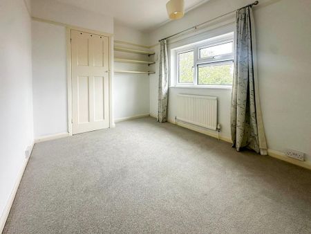 3 bedroom terraced house to rent - Photo 3