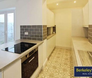 Mayfair Avenue, Bowring Park, Liverpool, L14 - Photo 2