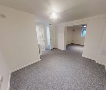 Studio flat to rent on - Photo 1