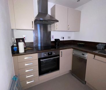 1 bedroom flat to rent - Photo 3