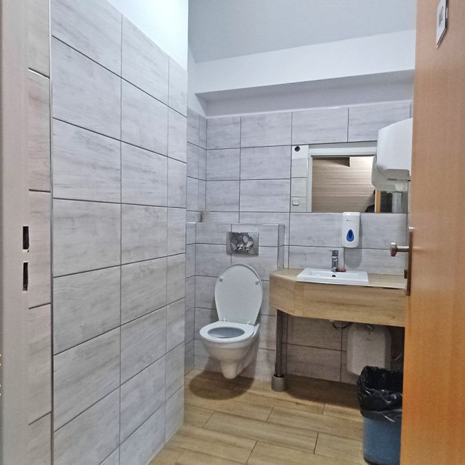 Lokal do wynajęcia 38m2 witryna Częstochowa - Photo 1