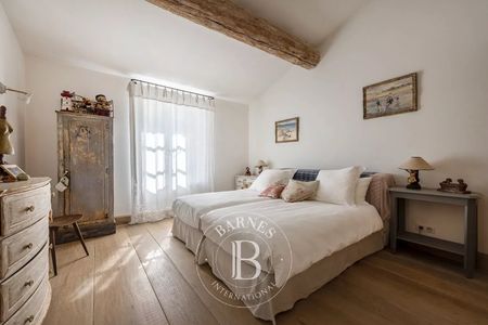 Tout savoir sur cette maison dans le quartier Exterieurs, à Cabriès - Photo 3