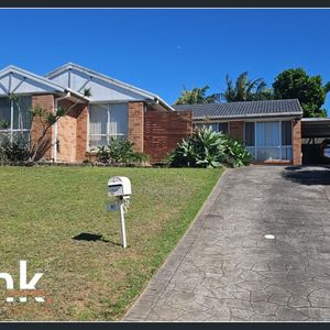 Convenient Location - Photo 3