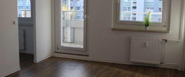 Aktuelle Renovierung einer 2-Zimmerwohnung mit Balkon! WBS notwendig - Foto 1