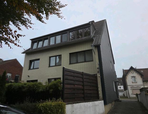 Wohnung in 46045 Oberhausen 102qm in ruhigem 3 Familienhaus - Foto 1