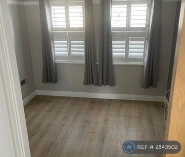 3 bedroom end of terrace house to rent - Photo 5