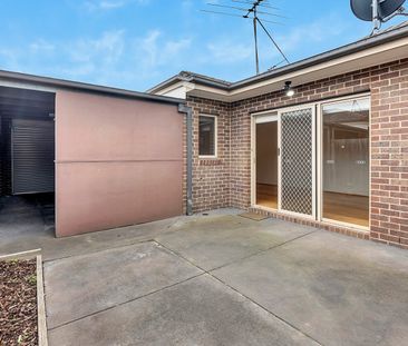 3/60 Dundee Street, Reservoir VIC 3073 - Photo 6
