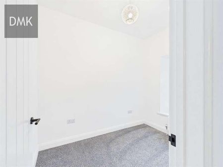 Commercial Street, Maesteg, CF34 - Photo 5