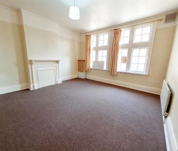 1 Bedroom Flat to Rent in Newland Street, Kettering, Northants, NN16 - Photo 1