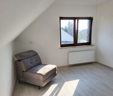 Neuwertige teilmöblierte Dachgeschosswohnung in Nentershausen mit Balkon! - Foto 6