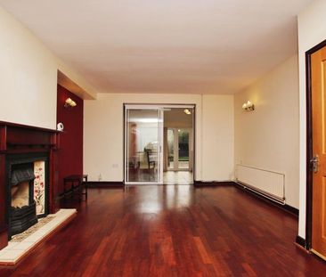 4 bedroom semi-detached house to rent - Photo 4