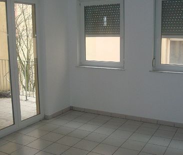 APPARTEMENT - 67 m2 - 3 pièces a rue Joffre à SARREGUEMINES 57200 - Photo 3