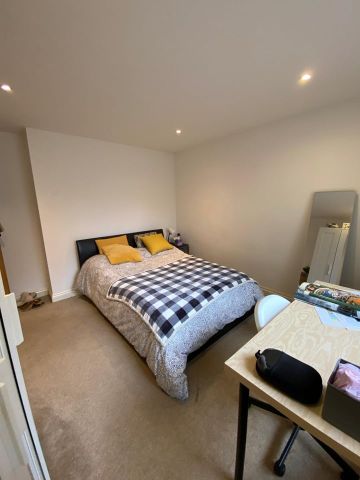 2 Bed Flat, Black Prince Rd, SE11 - Photo 5