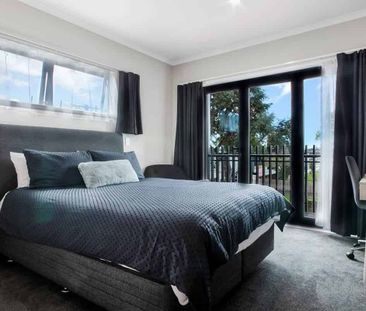 Cosy Papatoetoe Studio Unit/ Balcony! - Photo 2