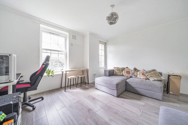 Deptford Church Street, London, SE8 - Photo 1