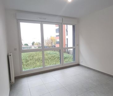 location Appartement T2 DE 39.25m² À ROMAINVILLE - Photo 1