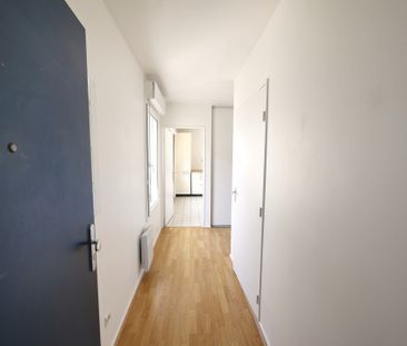 Appartement - 2 pièces - 52,77 m² - Suresnes - Photo 1