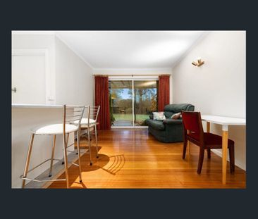 Single-Level Family Home in Leafy Mount Waverley ( 6 months lease o... - Photo 1