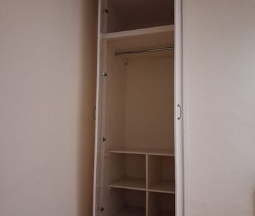 Room in a Shared Flat, Aston St, LS13 - Photo 3