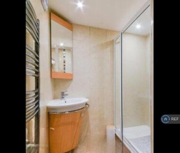 2 bedroom maisonette to rent - Photo 2