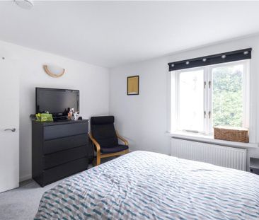 Earlsfield Road, London, SW18 3DG - Photo 5