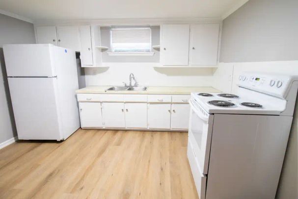 138 Haig Street — 1 Bedroom - Photo 1