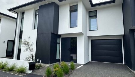 3BR - Modern, Quiet, ,Excellent area - Photo 4