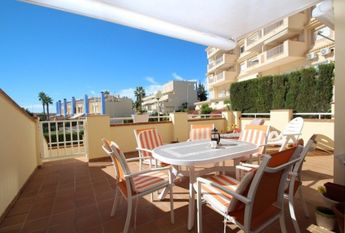 Apartamento bajo en Dehesa de Campoamor.