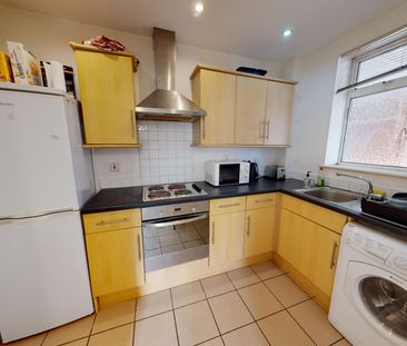 Flat 4 9 Heeley Road Selly Oak - Photo 5