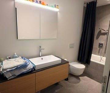 Traumhafte 3.5-Zimmer-Neubauwohnung mit 2 Terrassen & Garagenplatz - Photo 6