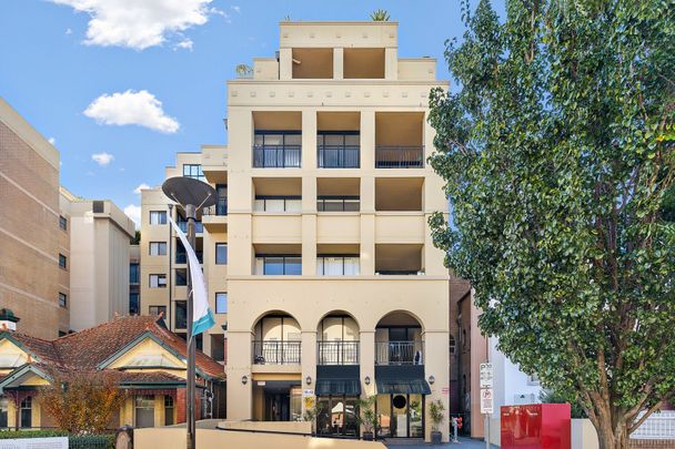 Large One Bedroom with Botany Bay Views - Photo 1