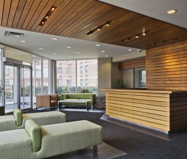 798 Richmond Street West - Photo 1